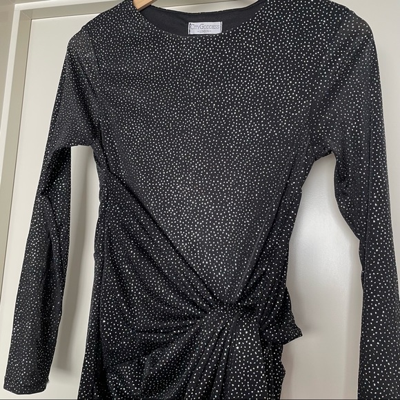 ⭐️HOST PICK 🤩NEW Black Glitter Bodycon Dress 🖤 -Twist knot gathered🪩 - Picture 6 of 10
